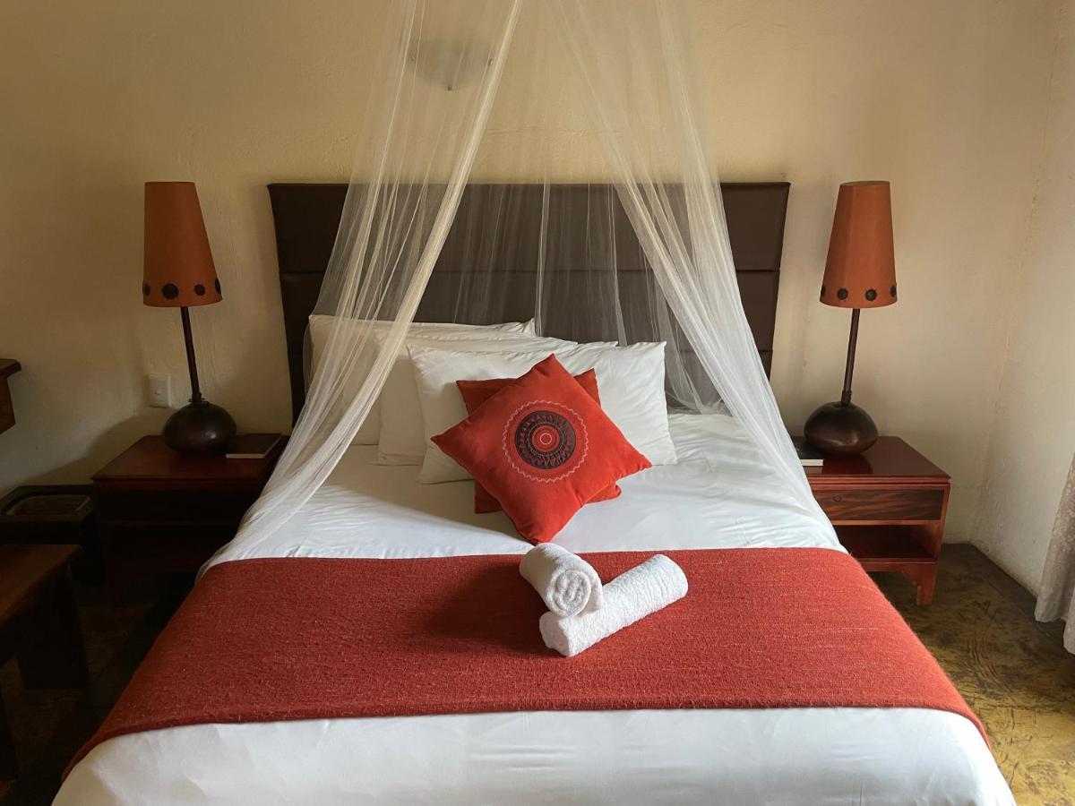Buffalo Hotel Hectorspruit Eksteriør billede